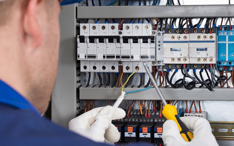 prix électricien Sèvres